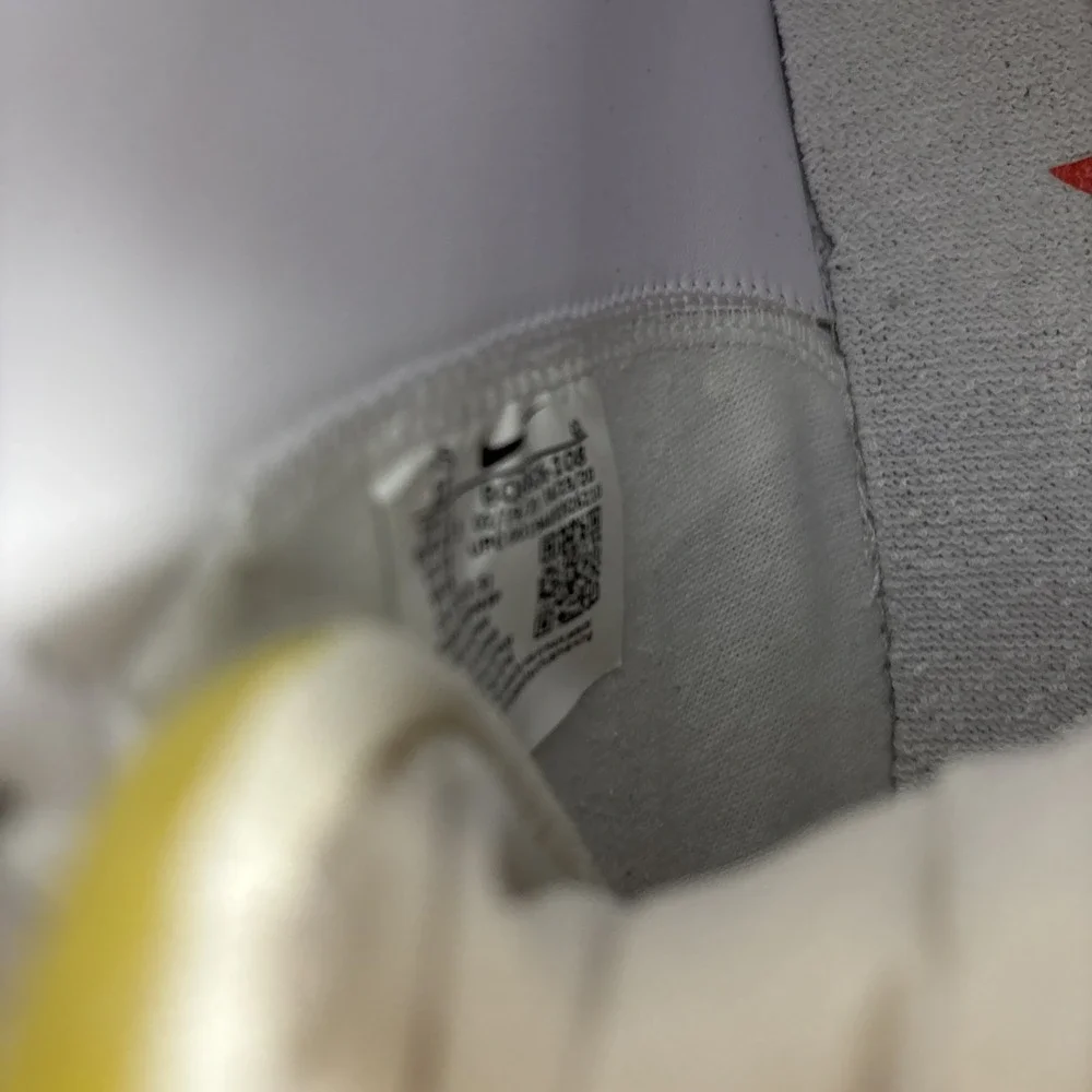 Nike product pair